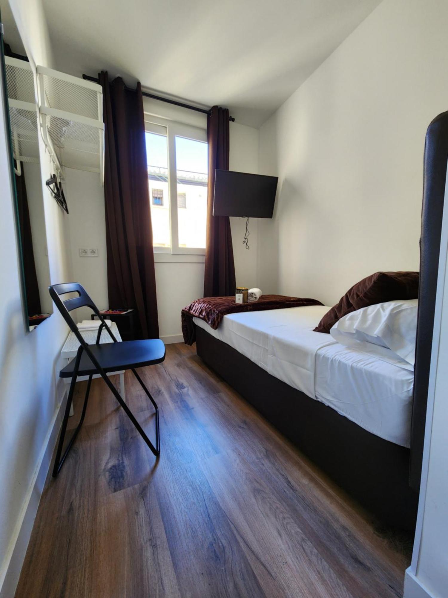 Hostal Arenal Μαδρίτη Εξωτερικό φωτογραφία