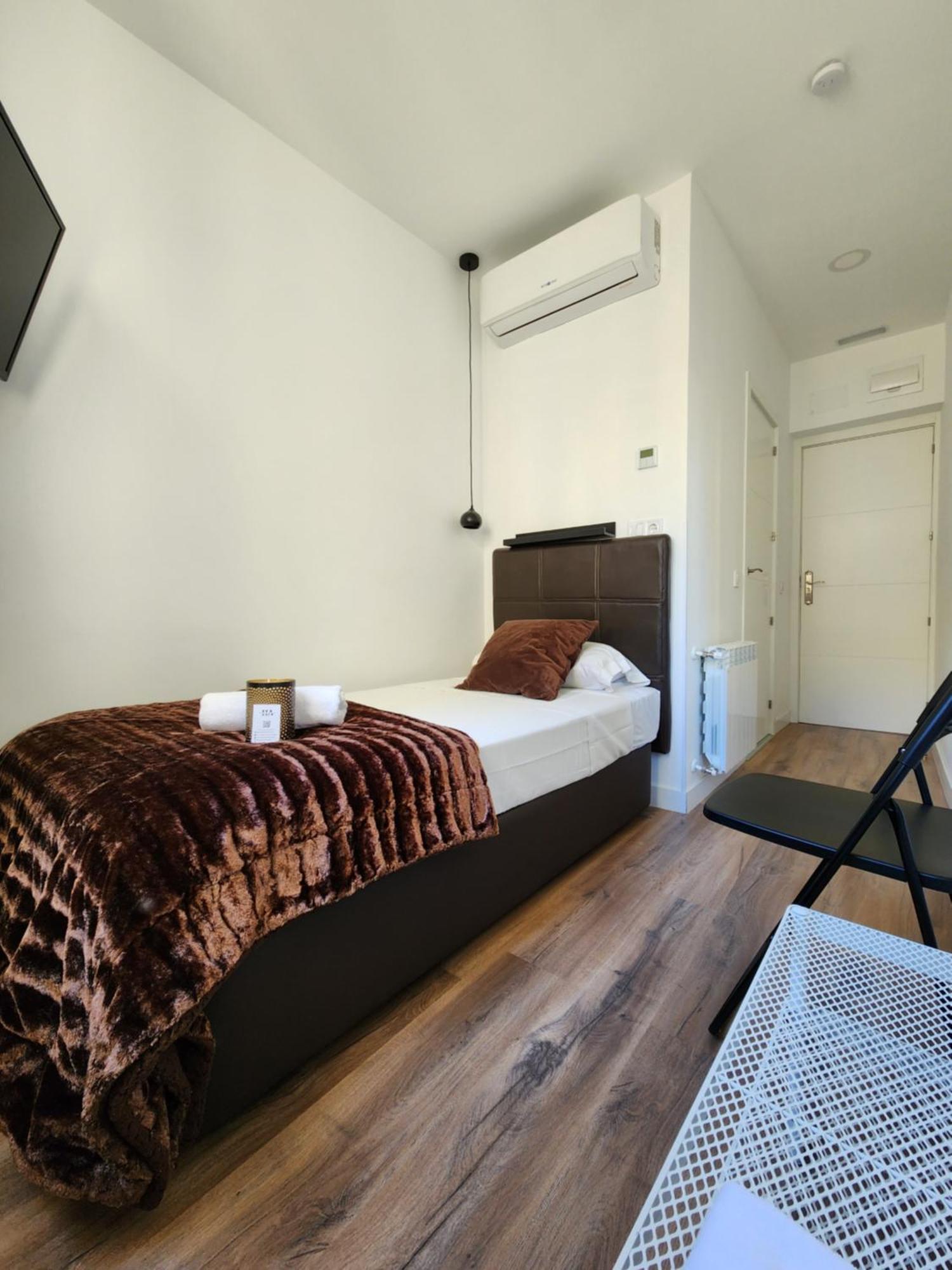 Hostal Arenal Μαδρίτη Εξωτερικό φωτογραφία