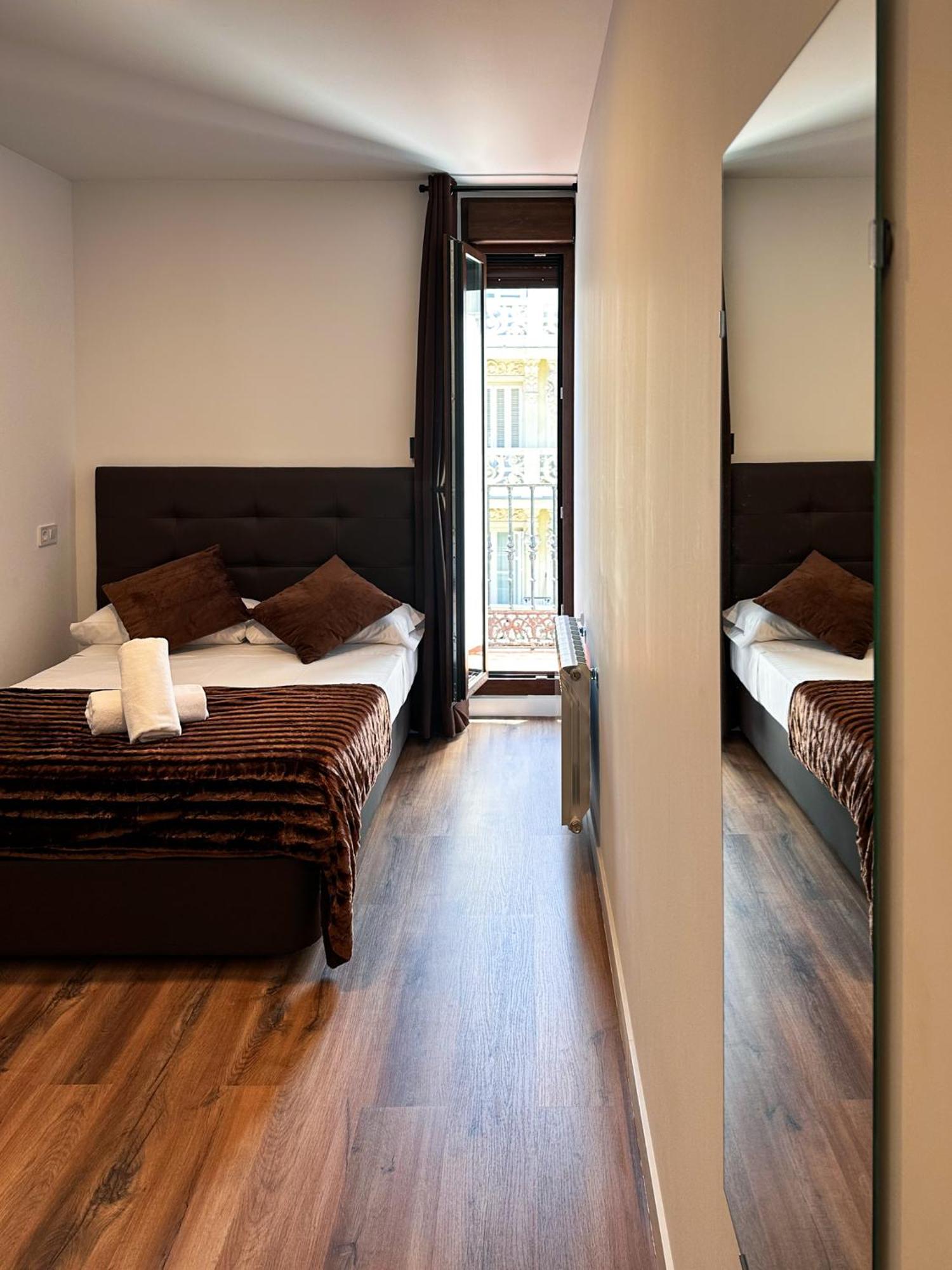 Hostal Arenal Μαδρίτη Εξωτερικό φωτογραφία